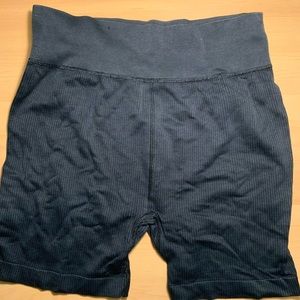 Stretchy long bike shorts